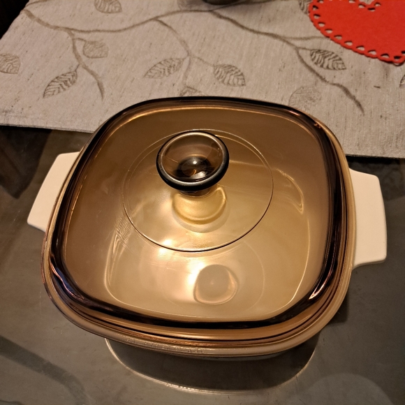 Corningware Square Baking Dish With Lid - Picture 2 of 12